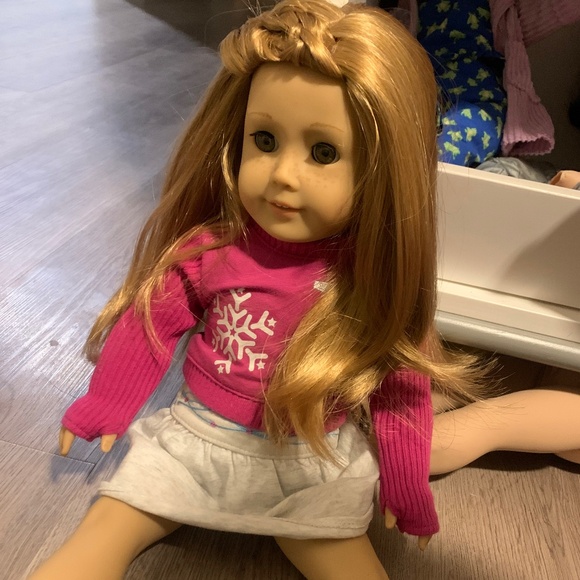 American Girl Mia Girl of the Year 2008 - Picture 3 of 3